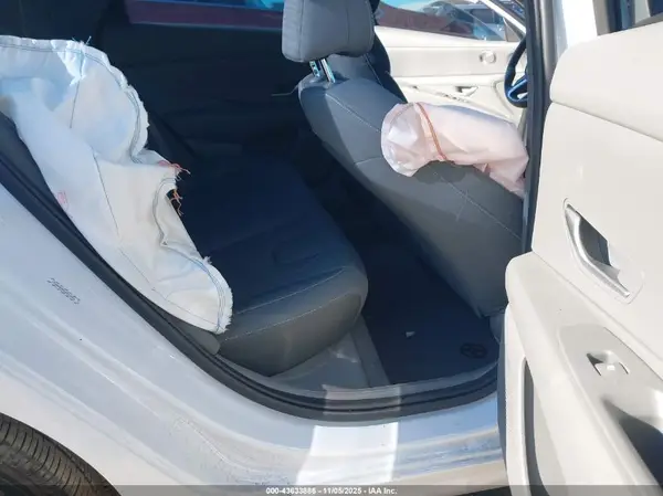 KMHLM4DG4RU846911 2024 HYUNDAI ELANTRA - Image 8