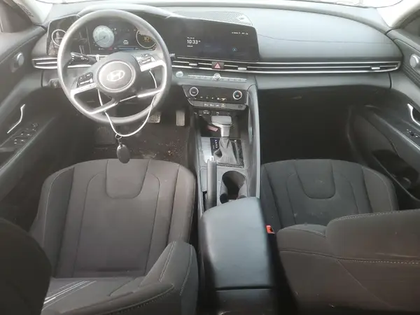 KMHLM4DG4RU852434 2024 HYUNDAI ELANTRA - Image 8