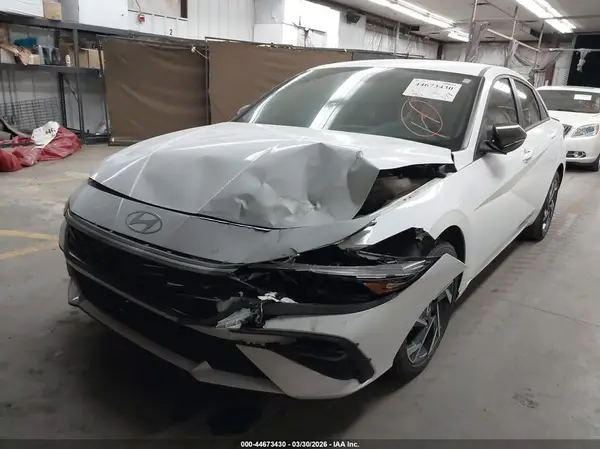 KMHLM4DG4SU007802 2025 HYUNDAI ELANTRA - Image 2