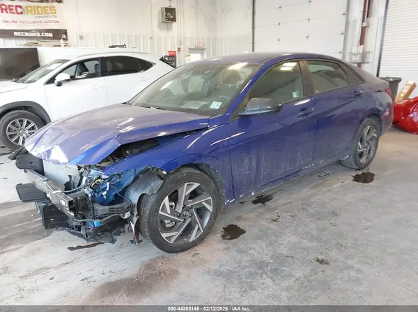 KMHLM4DG4SU045630 2025 HYUNDAI ELANTRA - Image 2
