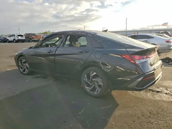 KMHLM4DG4SU045742 2025 HYUNDAI ELANTRA - Image 2