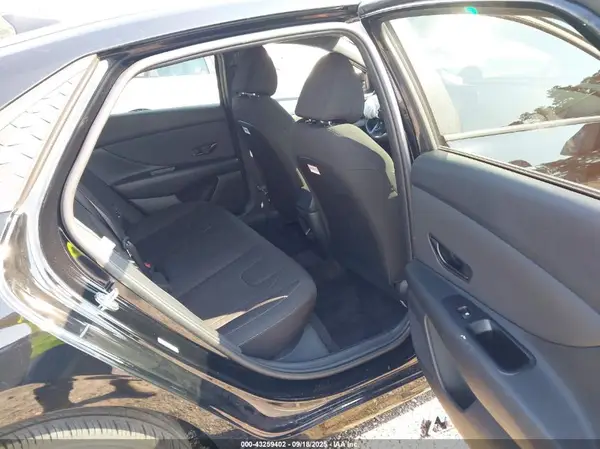 KMHLM4DG4SU050617 2025 HYUNDAI ELANTRA - Image 8