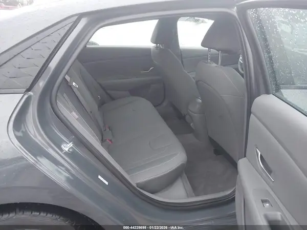 KMHLM4DG4SU055073 2025 HYUNDAI ELANTRA - Image 8