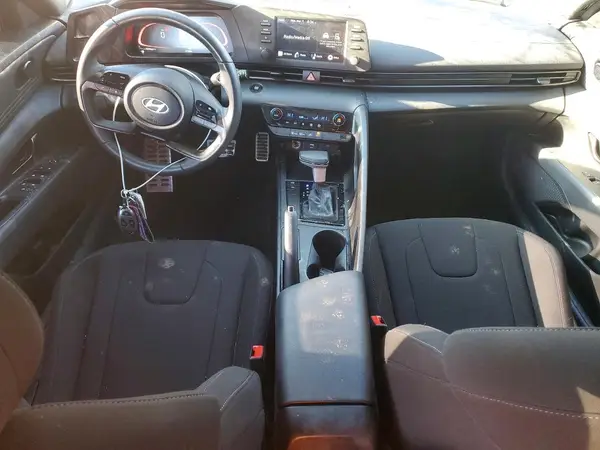 KMHLM4DG4SU056143 2025 HYUNDAI ELANTRA - Image 8