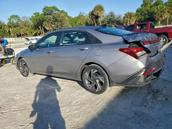 KMHLM4DG4SU060922 2025 HYUNDAI ELANTRA - Image 2