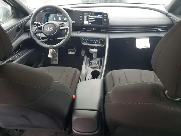KMHLM4DG4SU068826 2025 HYUNDAI ELANTRA - Image 8