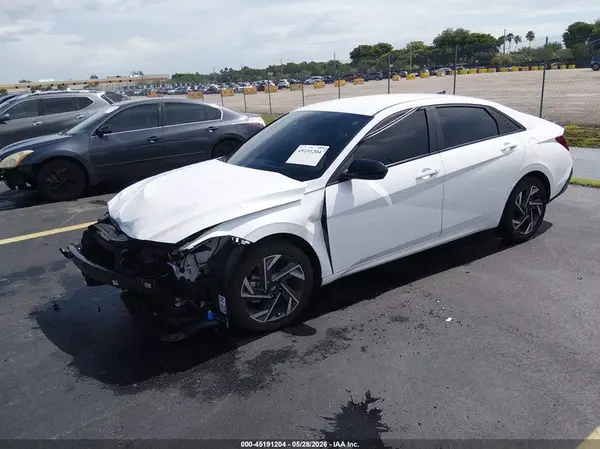 KMHLM4DG4SU081799 2025 HYUNDAI ELANTRA - Image 2