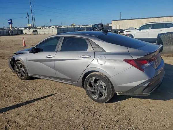 KMHLM4DG4SU084752 2025 HYUNDAI ELANTRA - Image 2