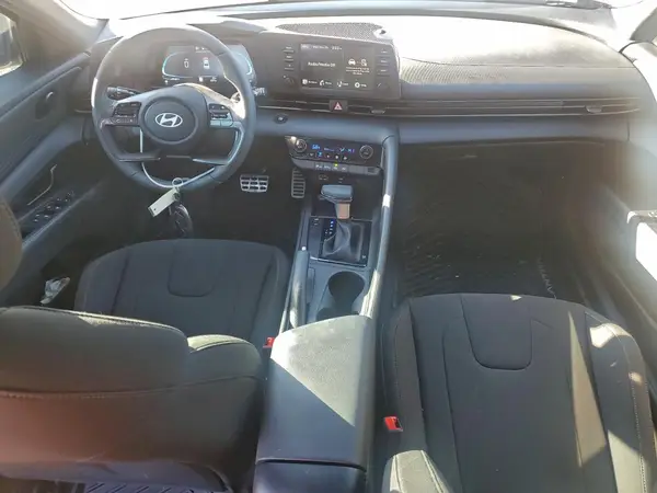 KMHLM4DG4SU084752 2025 HYUNDAI ELANTRA - Image 8
