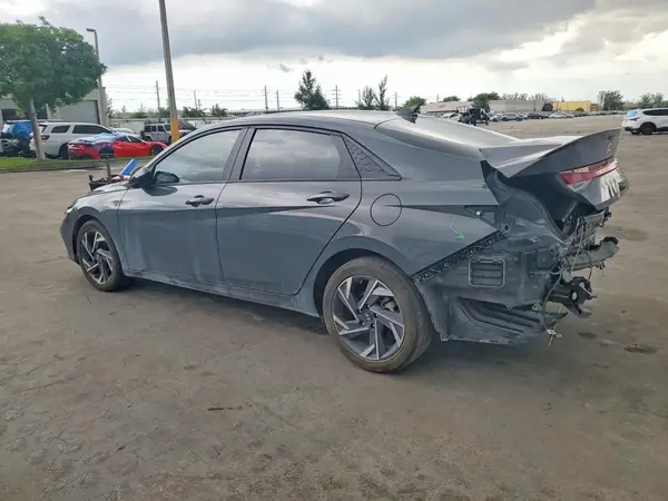 KMHLM4DG4SU866730 2025 HYUNDAI ELANTRA - Image 2