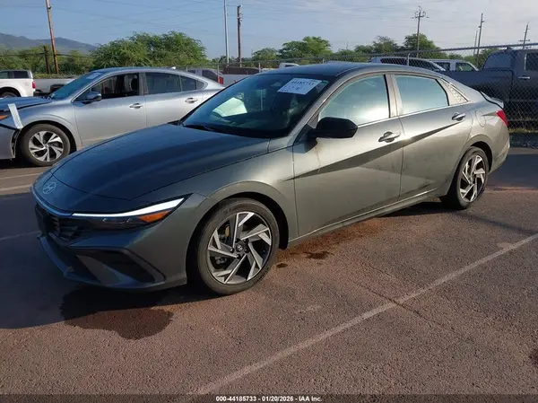 KMHLM4DG4SU867036 2025 HYUNDAI ELANTRA - Image 2