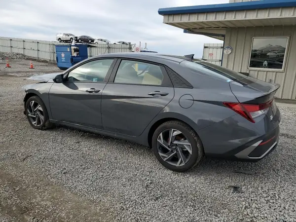KMHLM4DG4SU870776 2025 HYUNDAI ELANTRA - Image 2