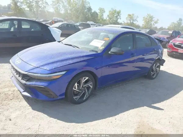 KMHLM4DG4SU880045 2025 HYUNDAI ELANTRA - Image 2