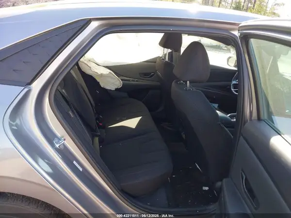 KMHLM4DG4SU882605 2025 HYUNDAI ELANTRA - Image 8