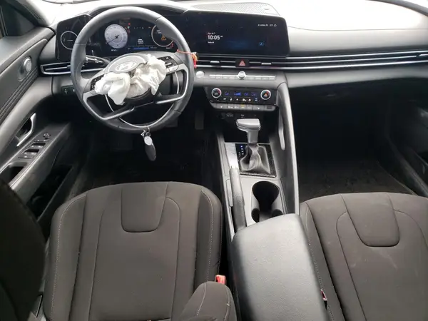 KMHLM4DG4SU882667 2025 HYUNDAI ELANTRA - Image 8