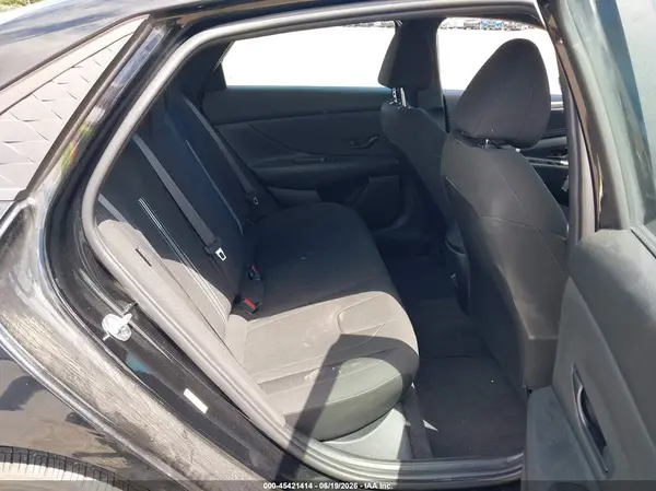 KMHLM4DG4SU884077 2025 HYUNDAI ELANTRA - Image 8