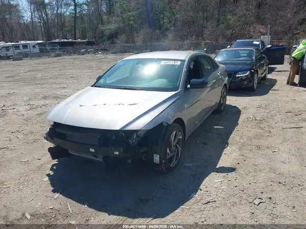 KMHLM4DG4SU884385 2025 HYUNDAI ELANTRA - Image 2