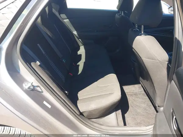 KMHLM4DG4SU884385 2025 HYUNDAI ELANTRA - Image 8