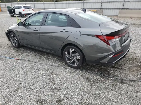 KMHLM4DG4SU891806 2025 HYUNDAI ELANTRA - Image 2