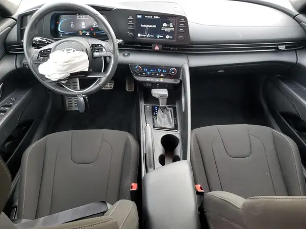 KMHLM4DG4SU891806 2025 HYUNDAI ELANTRA - Image 8