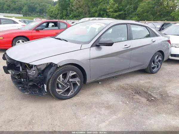 KMHLM4DG4SU905462 2025 HYUNDAI ELANTRA - Image 2