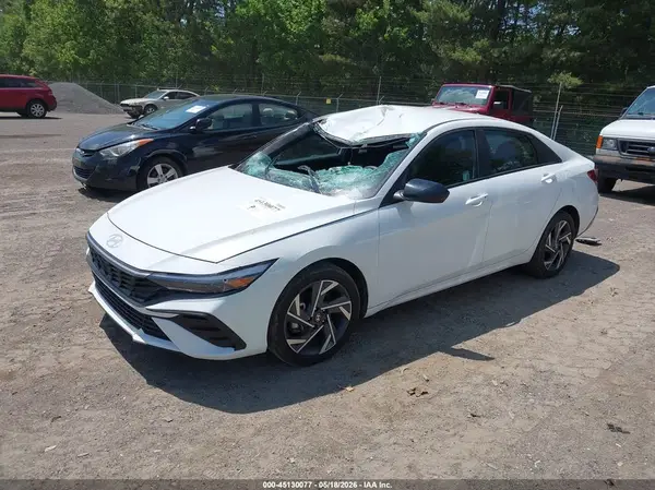 KMHLM4DG4SU915876 2025 HYUNDAI ELANTRA - Image 2
