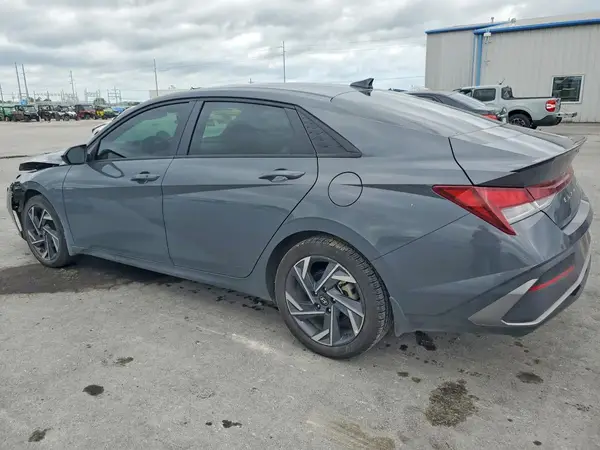 KMHLM4DG4SU916879 2025 HYUNDAI ELANTRA - Image 2