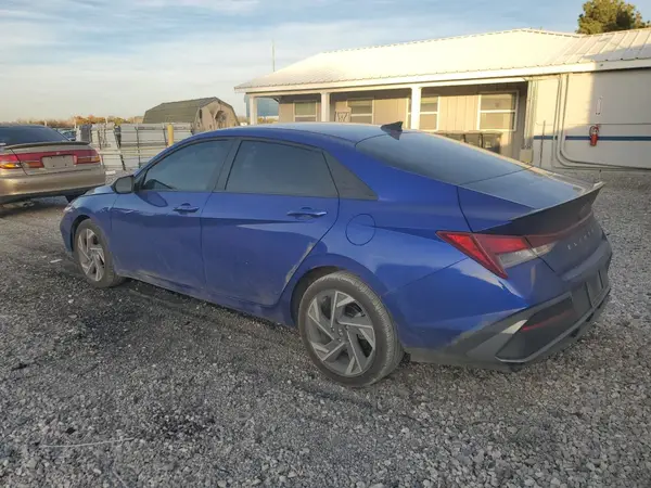 KMHLM4DG4SU935237 2025 HYUNDAI ELANTRA - Image 2