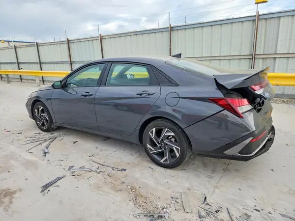 KMHLM4DG4SU938008 2025 HYUNDAI ELANTRA - Image 2