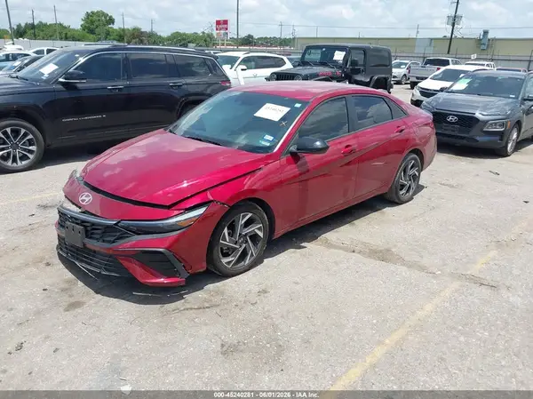 KMHLM4DG4SU938400 2025 HYUNDAI ELANTRA - Image 2