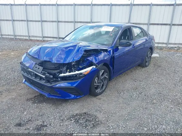 KMHLM4DG4SU949574 2025 HYUNDAI ELANTRA - Image 2