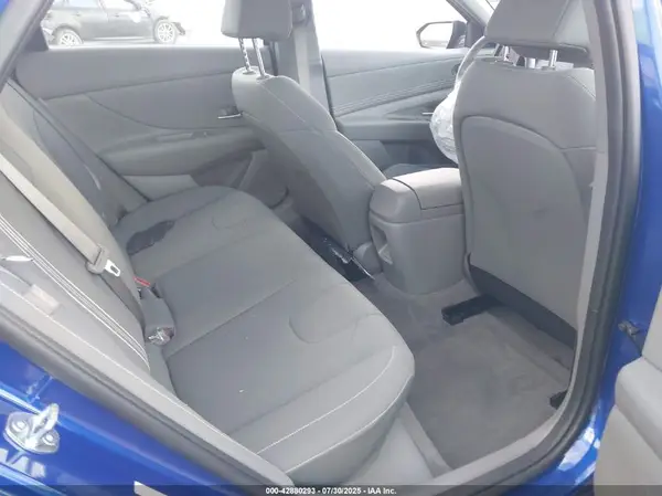 KMHLM4DG4SU949574 2025 HYUNDAI ELANTRA - Image 8
