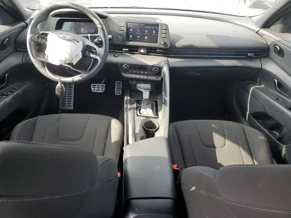 KMHLM4DG4SU952880 2025 HYUNDAI ELANTRA - Image 8