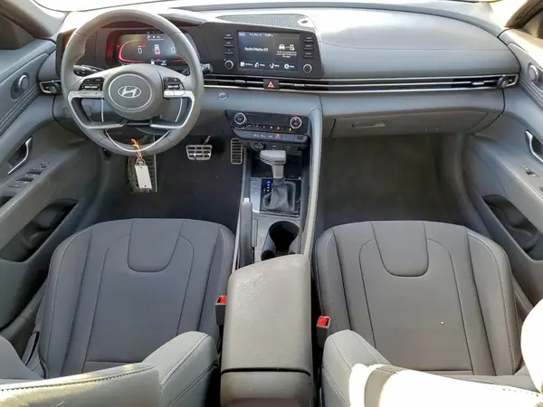 KMHLM4DG4SU954547 2025 HYUNDAI ELANTRA - Image 8