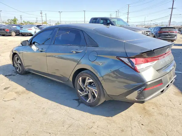 KMHLM4DG4SU958131 2025 HYUNDAI ELANTRA - Image 2
