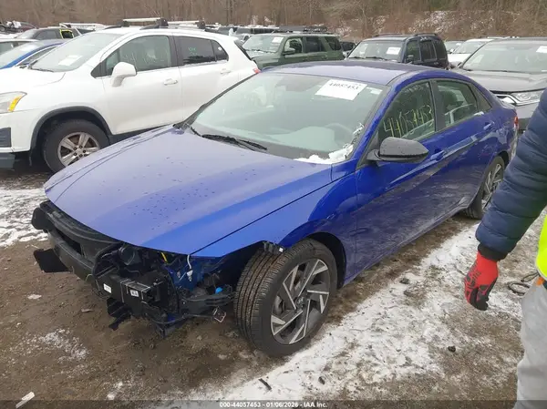 KMHLM4DG4SU958873 2025 HYUNDAI ELANTRA - Image 2