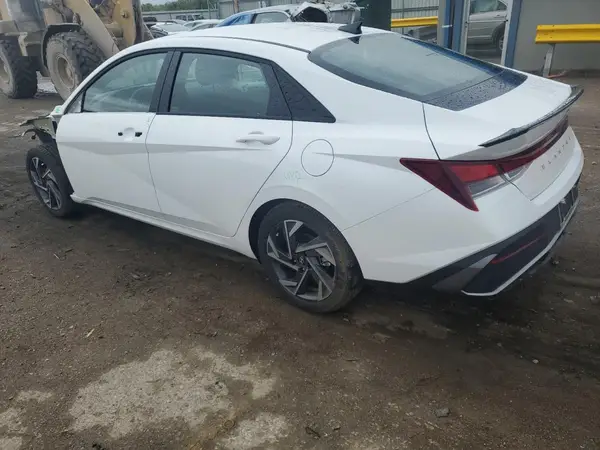 KMHLM4DG4SU959702 2025 HYUNDAI ELANTRA - Image 2