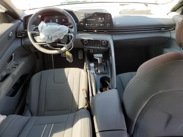 KMHLM4DG4SU963717 2025 HYUNDAI ELANTRA - Image 8