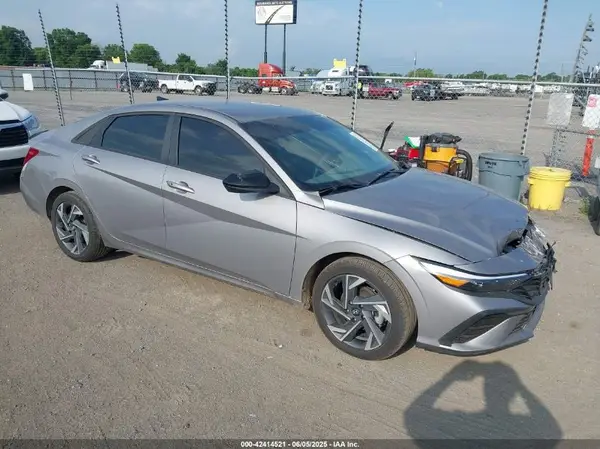 KMHLM4DG4SU973938 2025 HYUNDAI ELANTRA - Image 1