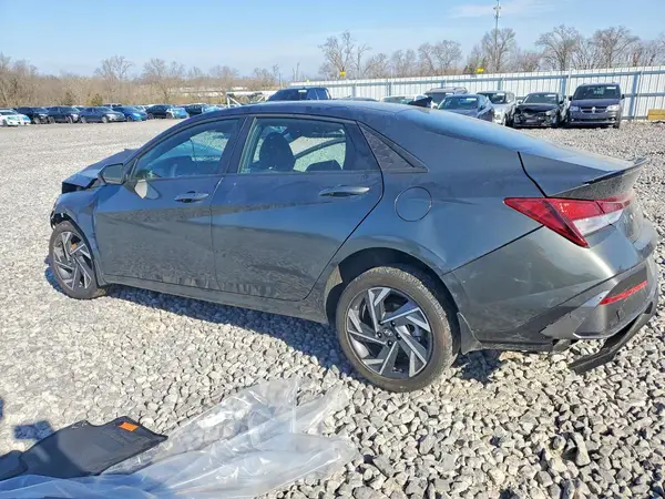 KMHLM4DG4SU978847 2025 HYUNDAI ELANTRA - Image 2