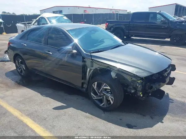 KMHLM4DG4SU980596 2025 HYUNDAI ELANTRA - Image 1