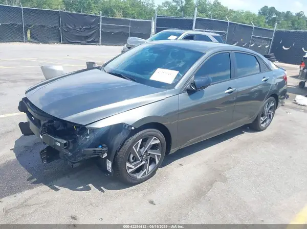 KMHLM4DG4SU980596 2025 HYUNDAI ELANTRA - Image 2