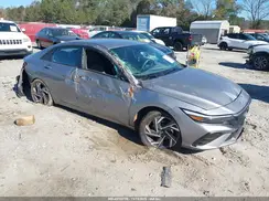 KMHLM4DG4SU986933 2025 HYUNDAI ELANTRA