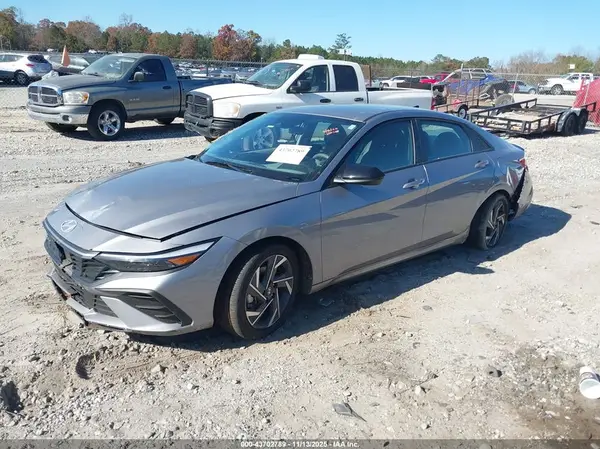 KMHLM4DG4SU986933 2025 HYUNDAI ELANTRA - Image 2