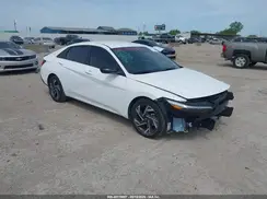 KMHLM4DG4SU992733 2025 HYUNDAI ELANTRA