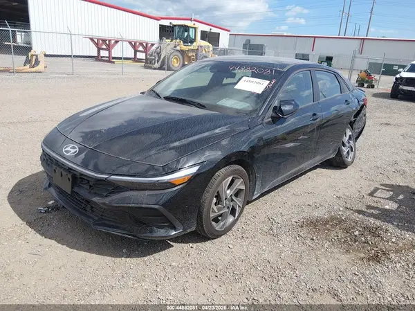 KMHLM4DG4SU992764 2025 HYUNDAI ELANTRA - Image 2