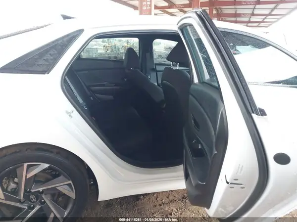 KMHLM4DG4SU995440 2025 HYUNDAI ELANTRA - Image 8