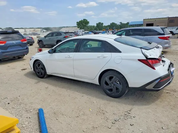 KMHLM4DG4TU138293 2026 HYUNDAI ELANTRA - Image 2