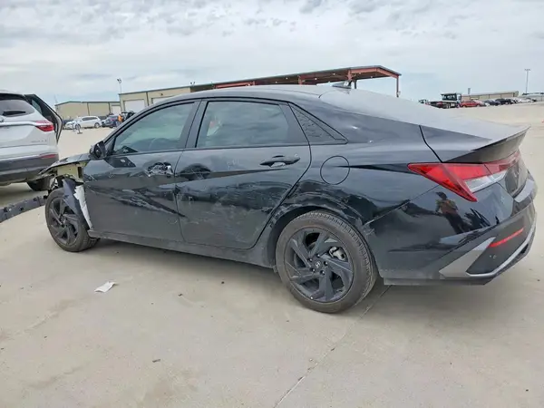 KMHLM4DG4TU139153 2026 HYUNDAI ELANTRA - Image 2