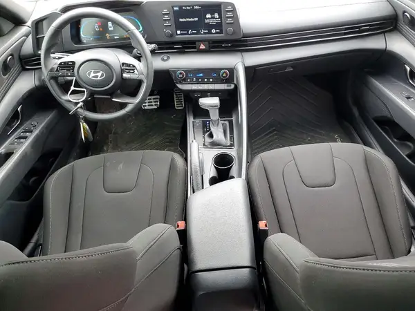 KMHLM4DG4TU139153 2026 HYUNDAI ELANTRA - Image 8
